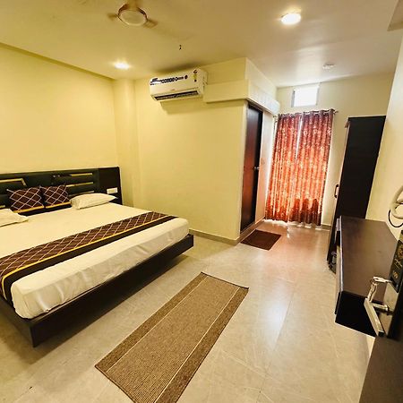 Hotel Dc Signature Jabalpur Bagian luar foto
